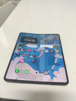 Samsung Galaxy Z Fold 3