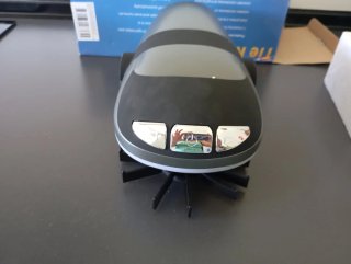 Appendiabiti per cravatte e cinture con luce LED integrata