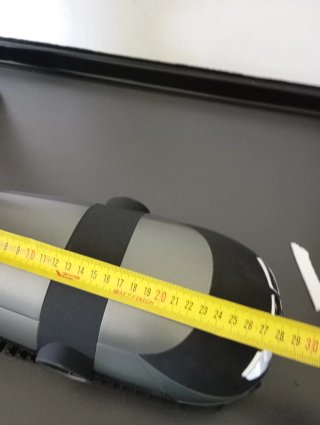 Appendiabiti per cravatte e cinture con luce LED integrata