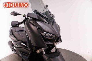 YAMAHA XMAX 300