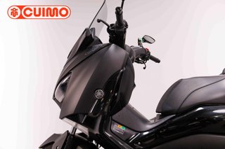 YAMAHA XMAX 300