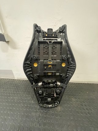 Asiento Confort Yamaha MT-09 V3. Negro