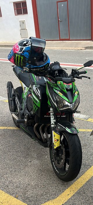 Kawasaki Z800E 2016