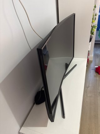 Samsung TV Curva 40” Full HD UE40J6300