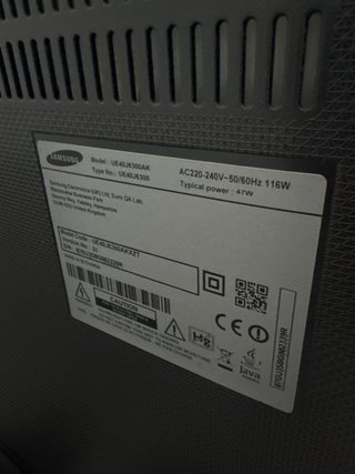 Samsung TV Curva 40” Full HD UE40J6300