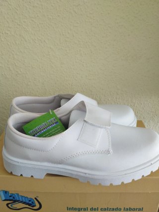 Zapatos de trabajo Kalma blancos
