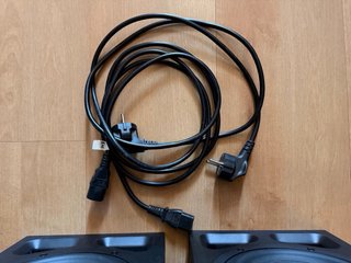 Monitores de estudio Adam AV7 como nuevos