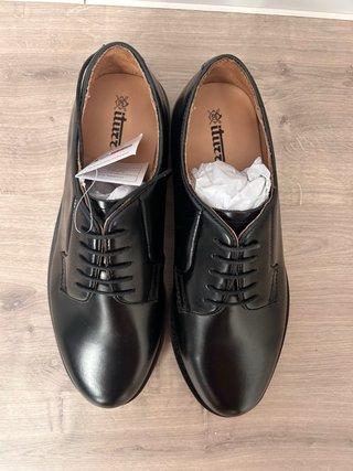 Zapatos de vestir negros para hombre