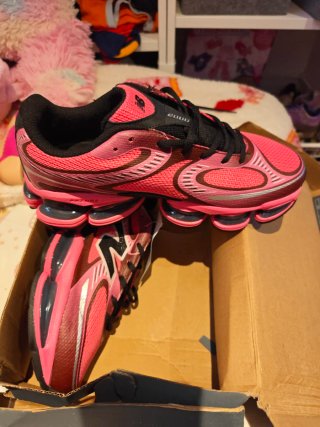 Zapatillas New Balance 2000 Talla 43