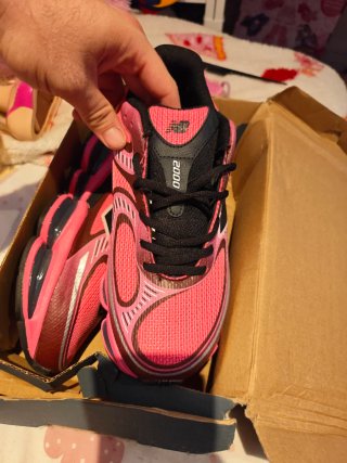 Zapatillas New Balance 2000 Talla 43