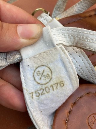 Sandalias blancas