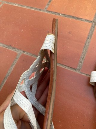 Sandalias blancas