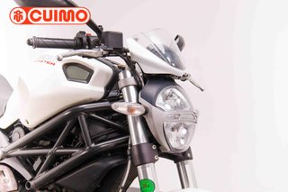 DUCATI MONSTER 696
