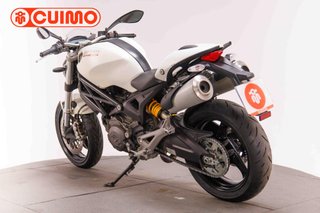 DUCATI MONSTER 696