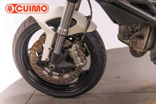 DUCATI MONSTER 696