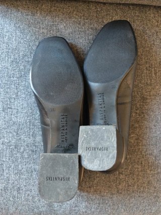 Zapatos de salón de piel negros