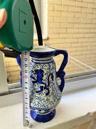 Jarrón Cerámica Pintado a Mano Azul y Blanco