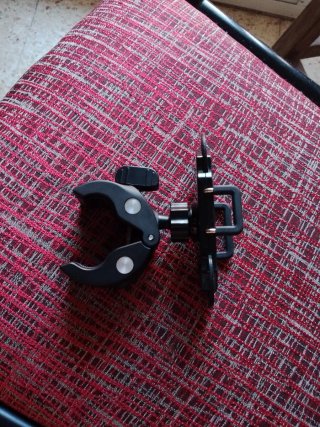 Soporte Manillar Teléfono SKB