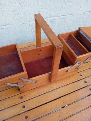 Cestello da cucito vintage in legno anni 50/60