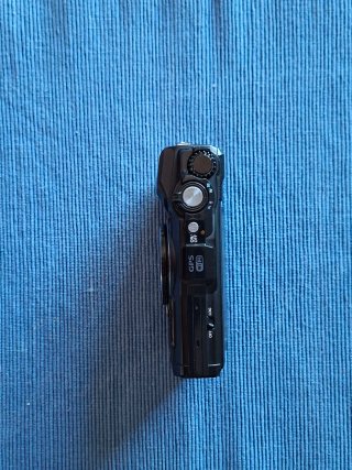 Cámara Olympus Tough TG-5 Negra