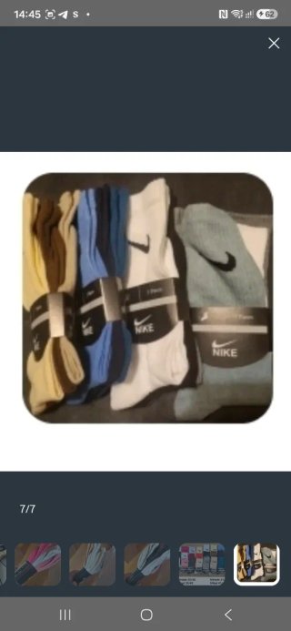 Calcetines Nike de colores.