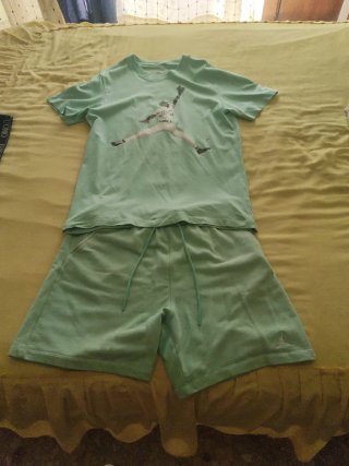 Conjunto Jordan Camiseta y Pantalón Corto
