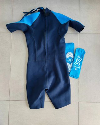 Traje neopreno Olaian niño + calcetines