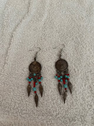 Pendientes, anillos, pulseras, precio desde..