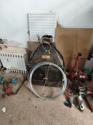Radiador y estufa de leña