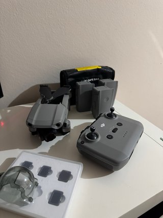 DJI Mavic Air 2 Fly More Combo + extras