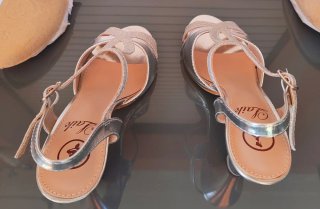 Zapatos de fiesta Vaik tacón mujer plateados