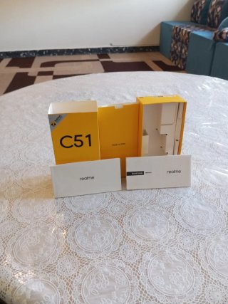 Caja Realme C51