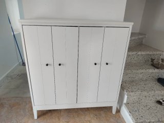 Mueble blanco puertas abatibles