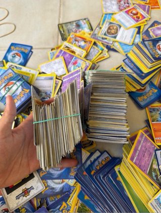 Cartas Pokémon Variadas