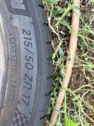 Neumático Michelin Pilot Sport 4 215/50 ZR17 95Y