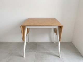 Mesa de comedor plegable de madera