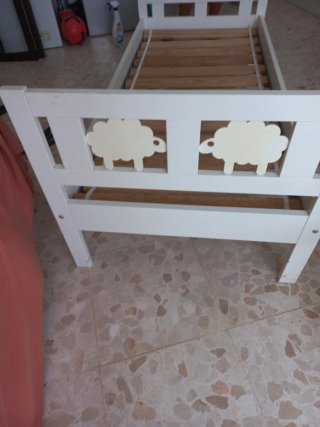 Cama infantil blanca IKEA1.66  0.75