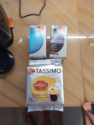Cafetera Bosch Tassimo Style con 32 cápsulas.