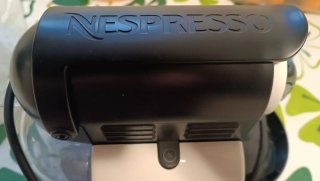 Cafetera DeLonghi Blanca y Negra