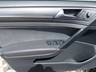 Volkswagen Golf GTI TCR 2.0 TSI 213kW(290CV) DSG