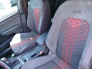 Volkswagen Golf GTI TCR 2.0 TSI 213kW(290CV) DSG
