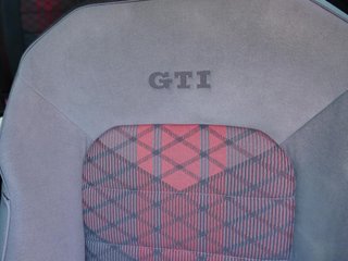 Volkswagen Golf GTI TCR 2.0 TSI 213kW(290CV) DSG
