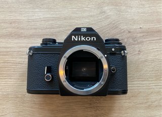 Cuerpo Cámara Nikon EM