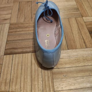 Zapatos niña charol lazo celeste