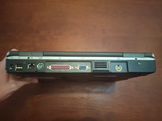 Portátil Compaq nx9010 + funda + ratón + cargador