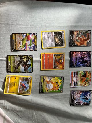 Carta Pokémon Charizard V 220 HP