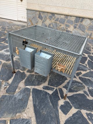 Jaula grande para conejos