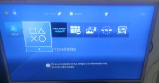 PS4 Slim Negra + Mando Dualshock 4