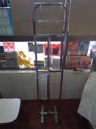 Portarrollos expositor vertical metal