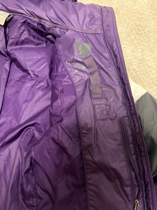 Abrigo Nike Morado y Blanco